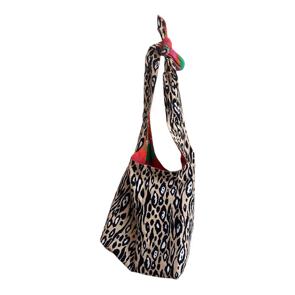 CAbi Sling Bag 5992 Orange Multicolor Leopard Animal Print Reversible - Picture 6 of 9